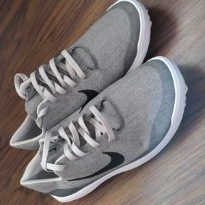 Men's Nike G Lite golf shoes, size 13
